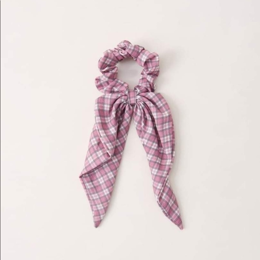 Abercrombie Kids scrunchie